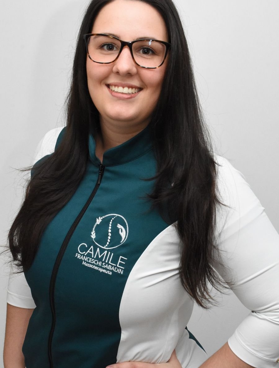 Camile Franceschi Sabadin, fisioterapeuta e massoterapeuta
